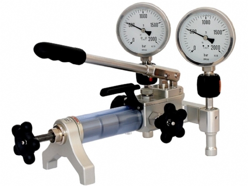 Hydraulic Gauge Pressure Test Pump Comparison ADT928