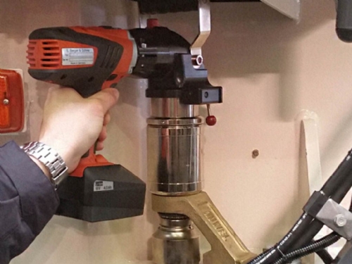 Juwel TQWS-095 Angled Type Battery Torque Wrench