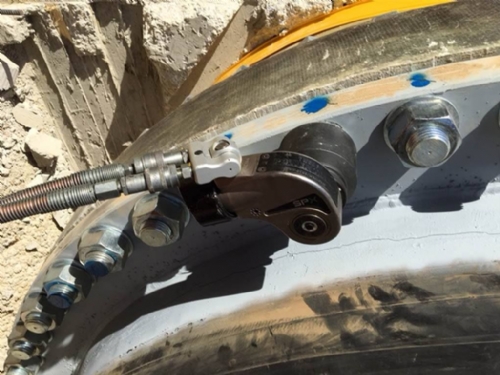 SPX Flow TWSD Series Hydraulic Torque Wrench Bolting Application