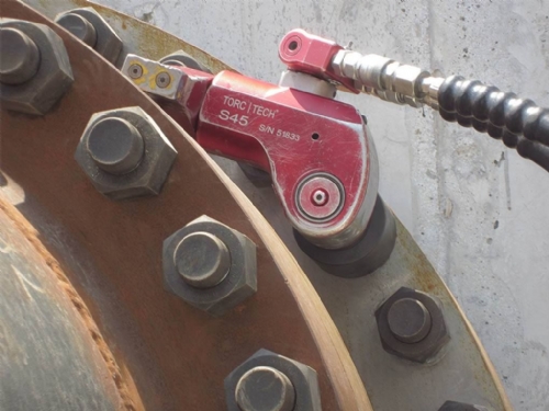 Hydraulic Torque Wrench Torc Tech TW-S150 Bolting Application